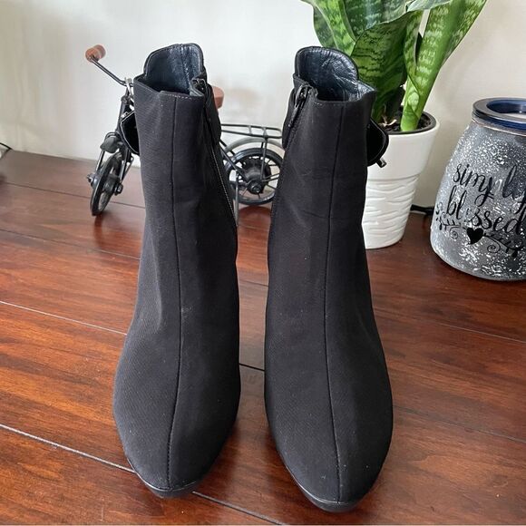 STUART WEITZMAN BLACK GORE-TEX NEOPRENE ANKLE BOOTS HIGH HEEL SIZE 9 M - Picture 2 of 11